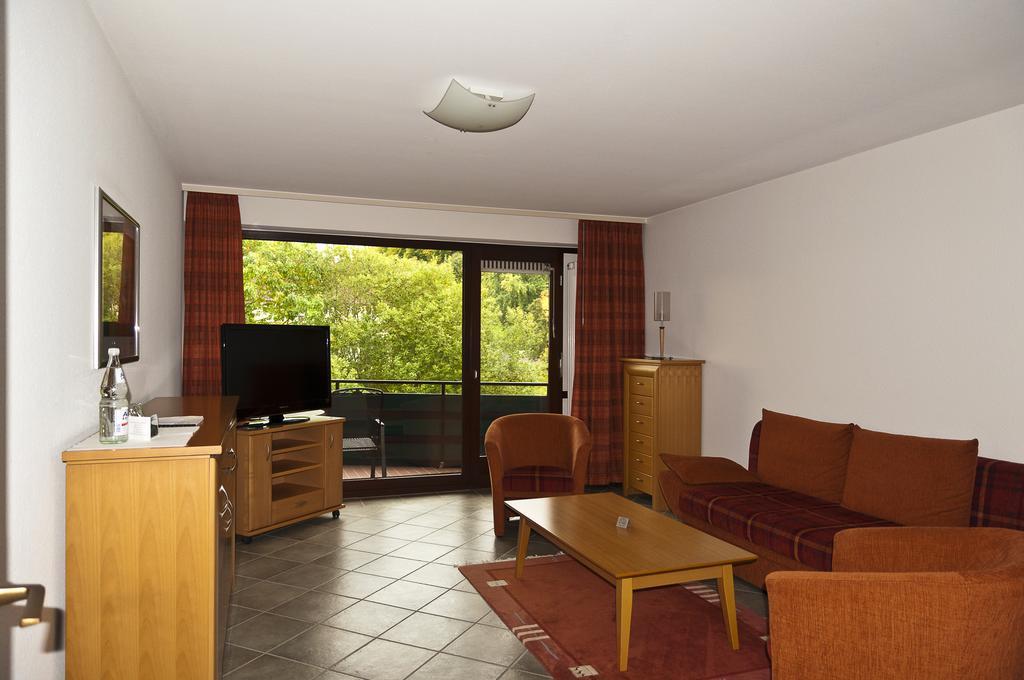 Hotel Haus Deutsch Krone Бад-Эссен Экстерьер фото